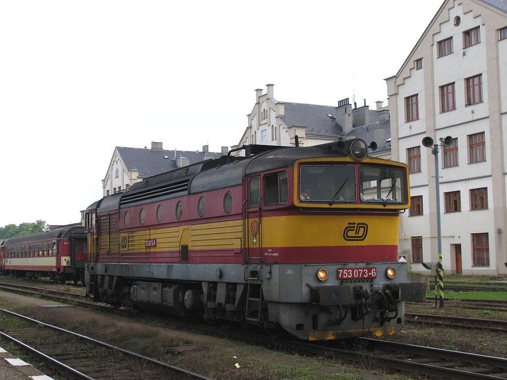 753 073-6 auf Bahnhof Liberec am 13-7-2007.