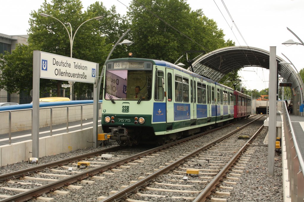 7575 (451 077)fuhr am 02.07.11 aus der Station Telekom Ollenhauerstr. nach Bonn Ramersdorf.