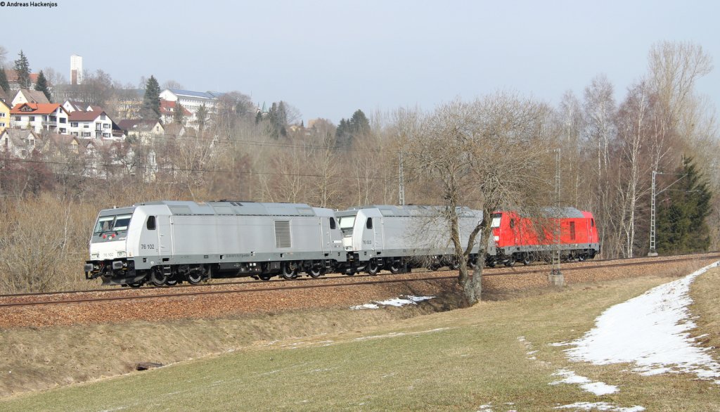 76 102;003 und 245 001-3 als Mess Dbz 93469 (St.Georgen(Schwarzw)-Triberg) bei St.Georgen 4.4.13