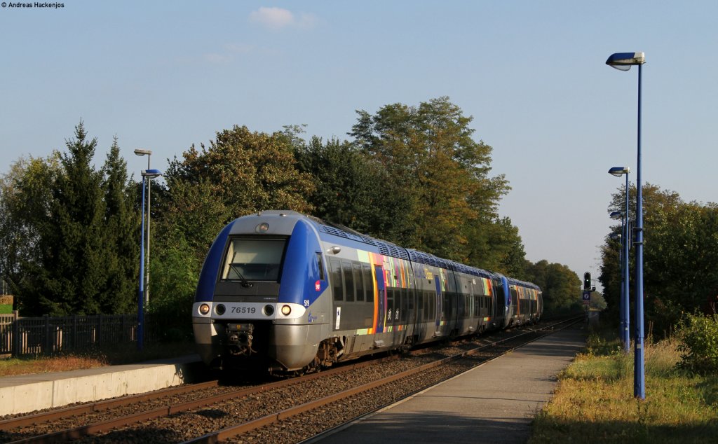 76519 und 76547  als RE 30550 (Strasbourg-Haguenau) in Marienthal 3.10.11