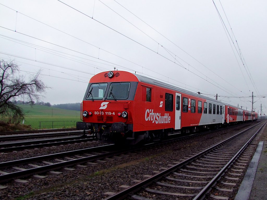 80 73 119-4 bildet bei R3063 den Zugschlu;091207
