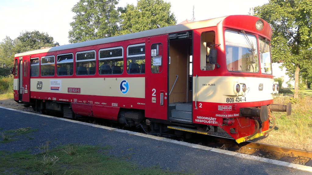 809 434 wartet in Horni Berkovice auf seinen nchsten Einsatz. 2012:08:29