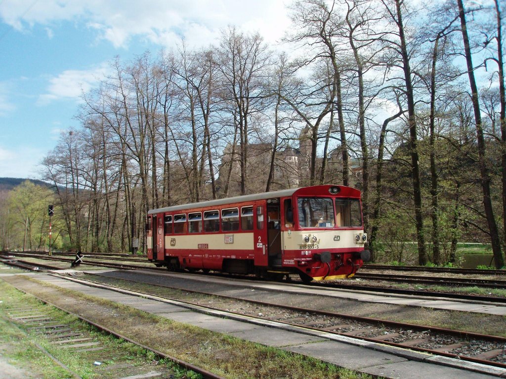 810 333 am 30.4.2012 in Loket(Elbogen)Bahn 144.