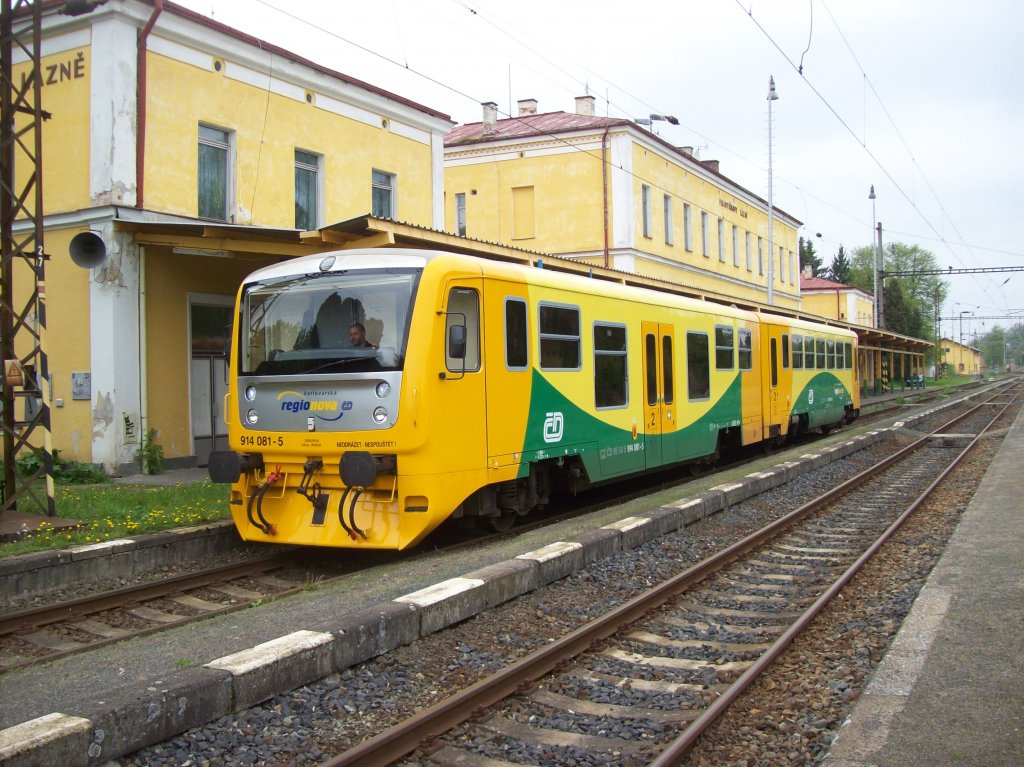 814 081-5 im Bahnhof Franzensbad (Frantikovy Lzně Tschechien)13.05.2010