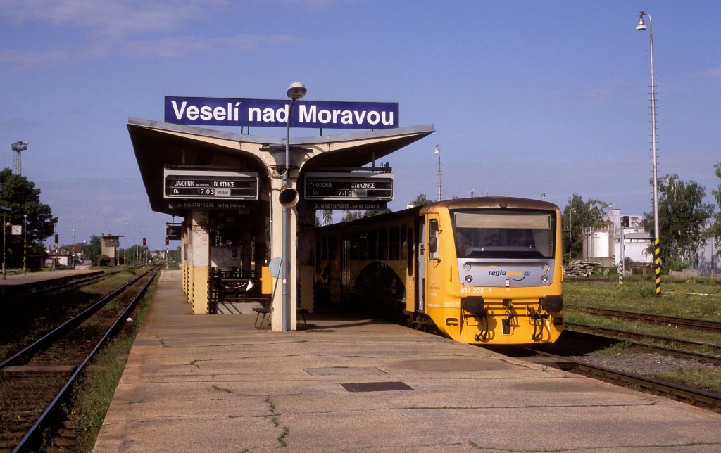 814 205  Veseli nad Moravou  17.05.11