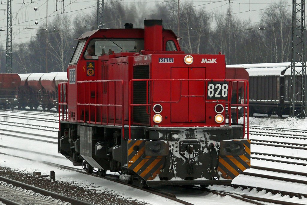 828 der RBH in Recklinghausen-Sd 4.1.2010