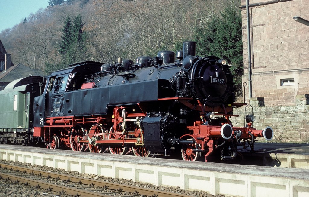 86 457  Killburg  24.02.85