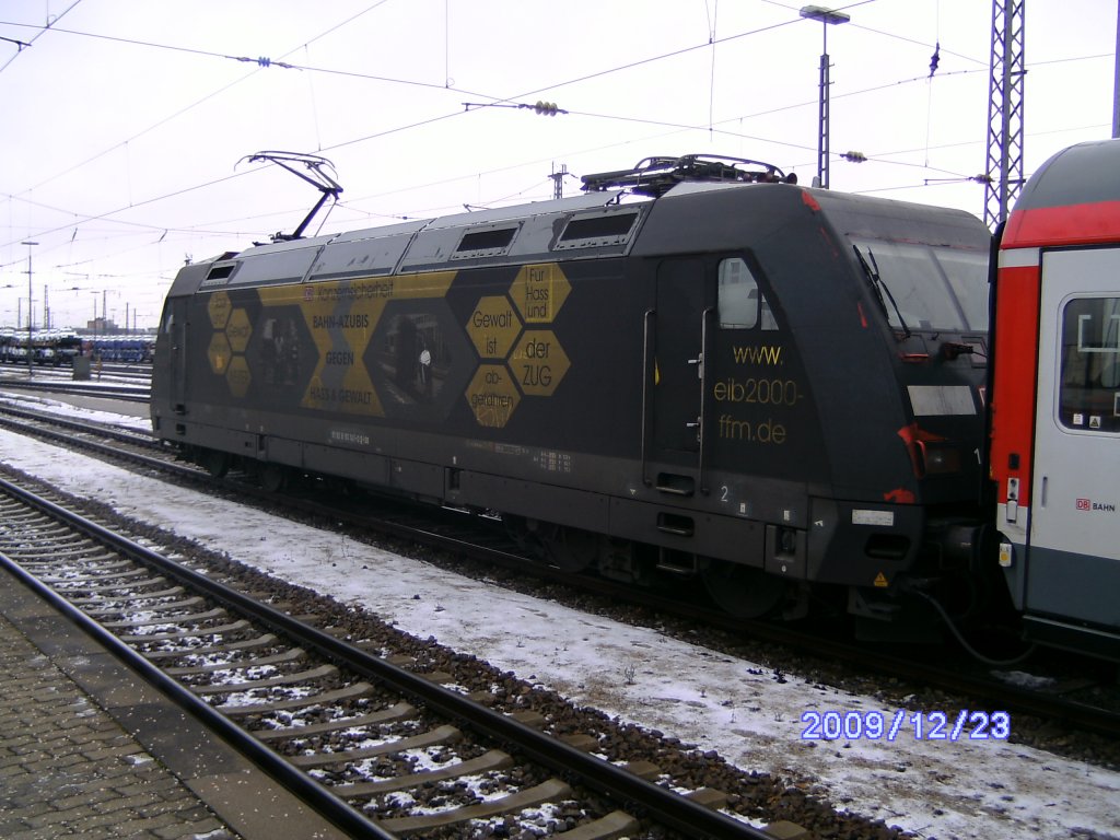 91 80 6 101 141-0 D-DB war am 23.12.2009 eingereiht in einer 10-teiligen Mnchen-Nrnberg-Express Garnitur. Aufgenommen in MIN(Ingolstadt Hbf) als RE 4035 MIN-MH.