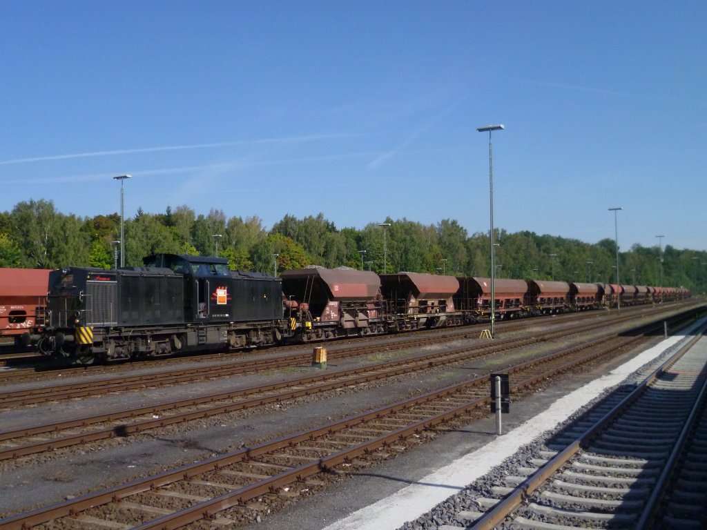 92 80 1203 148-2 D-BBL stand am 18.09.12 mit einem Schotterzug in Marktredwitz. 