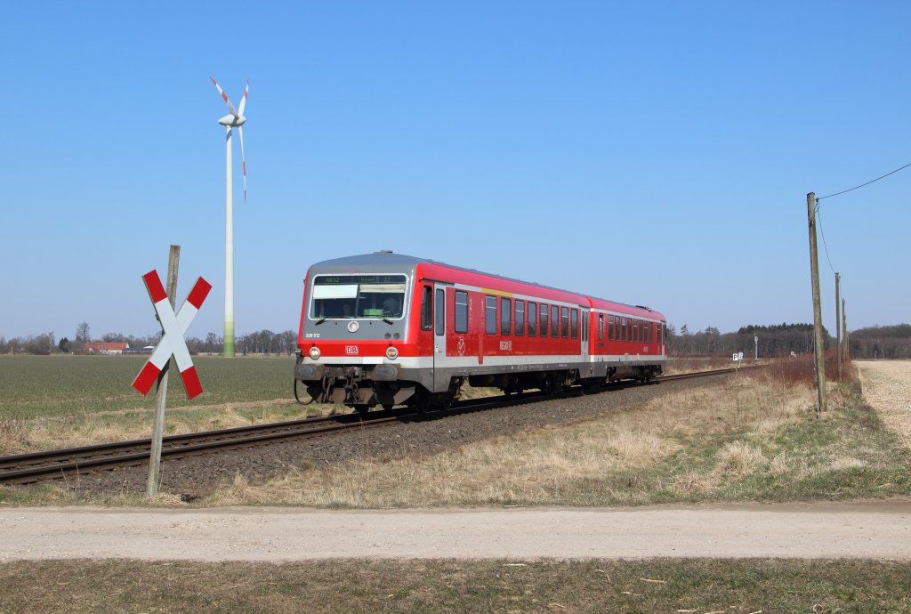 928 512 als RB 10271 (Bocholt - Wesel) bei Blumenkamp am 02. April 2013