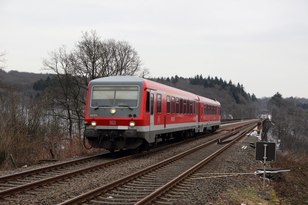 928 670 als RB 30781 (Wuppertal Hbf - Solingen Hbf) bei der Einfahrt in Solingen-Schaberg am 15.03.13