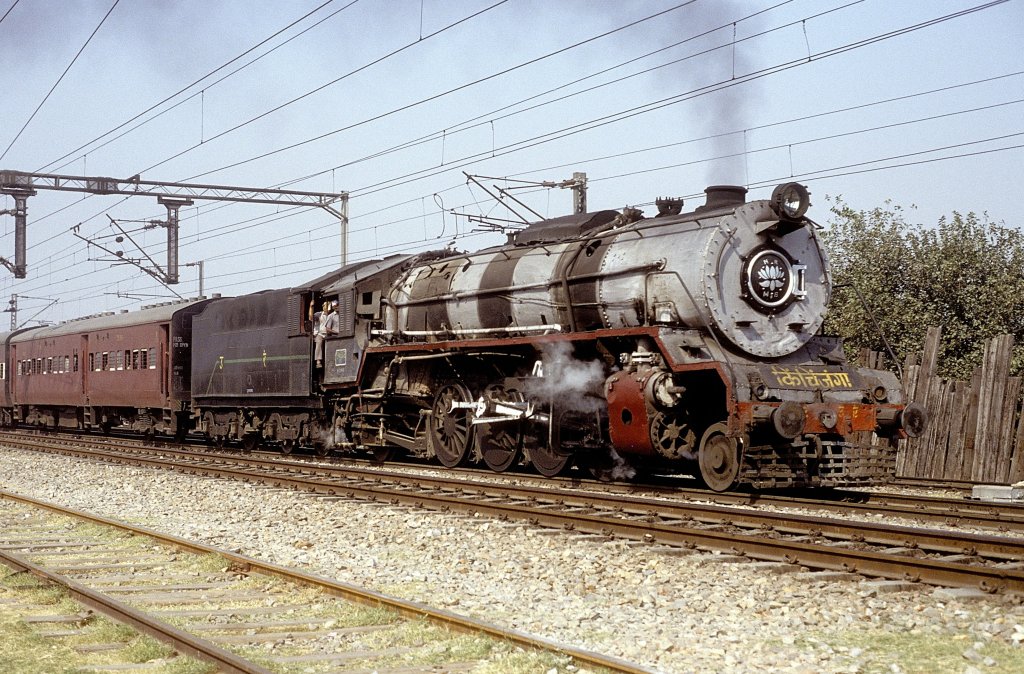  9682  Dehli - Shahdra  24.10.93