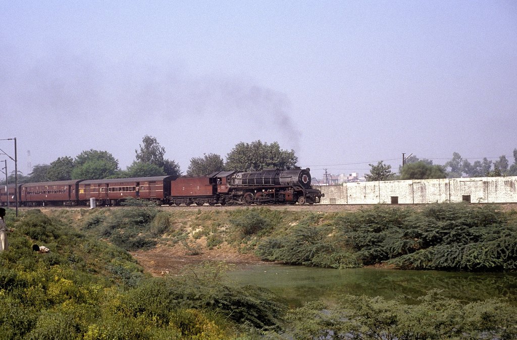  9740  Dehli - Shahdra  24.10.93