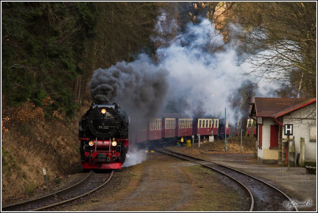 99 222 mit dem Zug an der Steinerne Renne gen Brocken. Schne Tour wars mit Julian H. (25.02.2012, Werningerode)