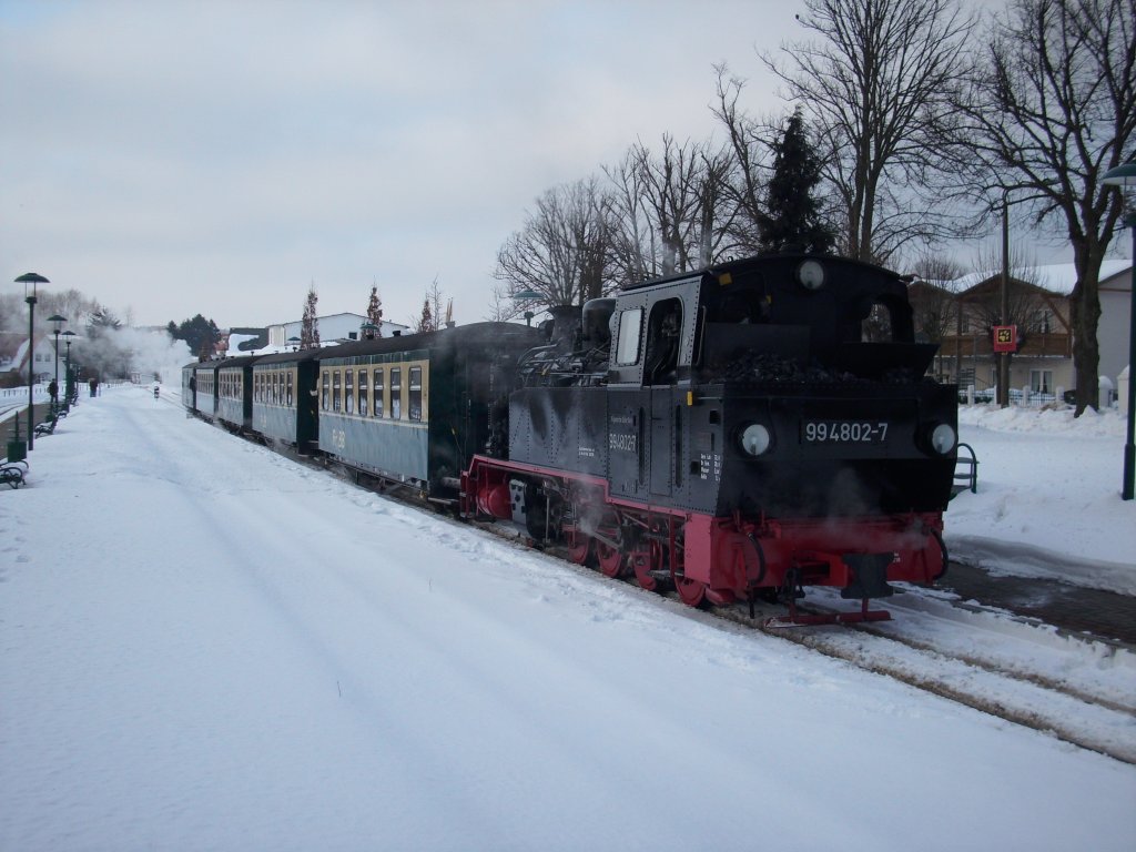 99 4802 wartete am 06.Februar 2010 in Binz auf den Gegenzug aus G�hren.