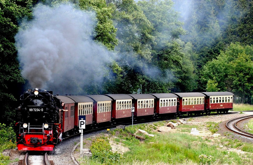99 7234-0 der Harzquerbahn bei Ausfahrt aus 3 Annen Hohne in Richtung Brocken am 09.07.2011