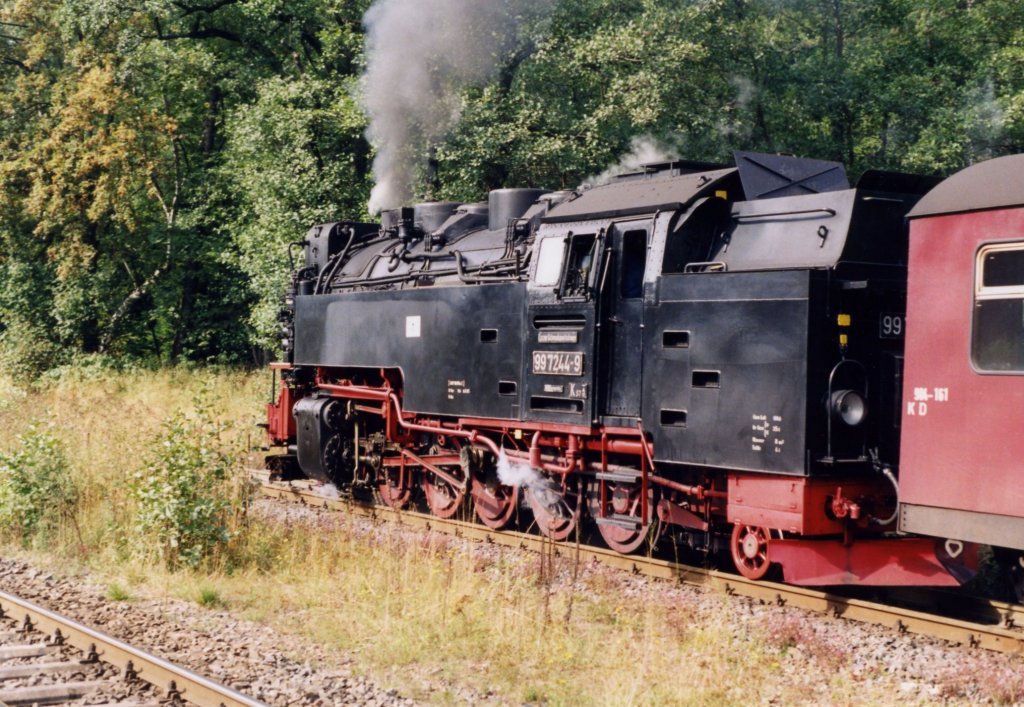 99 7244-9 im Bahnhof Drei Annen Hohne 1995