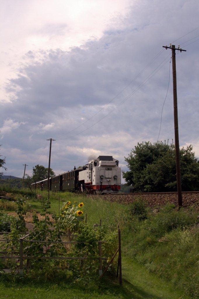 99 731 zieht am 05.08.'12 einen Sonderzug von Jonsdorf nach Bertsdorf bergabwrts richtung Hp. Jonsdorf Hst.