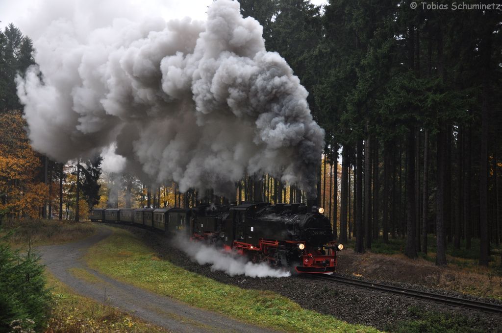 99 789 + 785 mit P1003 am 25.10.2012 bei Vierenstrae
