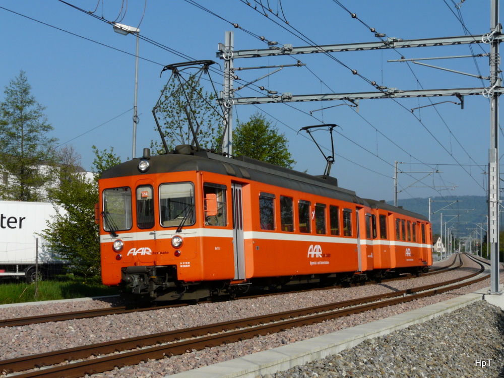 AAR - Extrazug fr`s Bahnforum Schweiz mit dem Triebwagen Be 4/4 13 und Steuerwagen BDt 84 unterwegs bei Suhr am 17.04.2011

