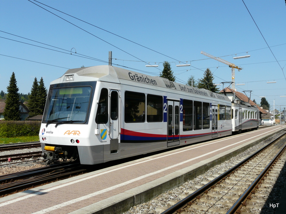 AAR - Steuerwagen ABt 51 zusammen mit dem Triebwagen Be 4/4 23 im Bahnhof Schftland am 17.04.2011