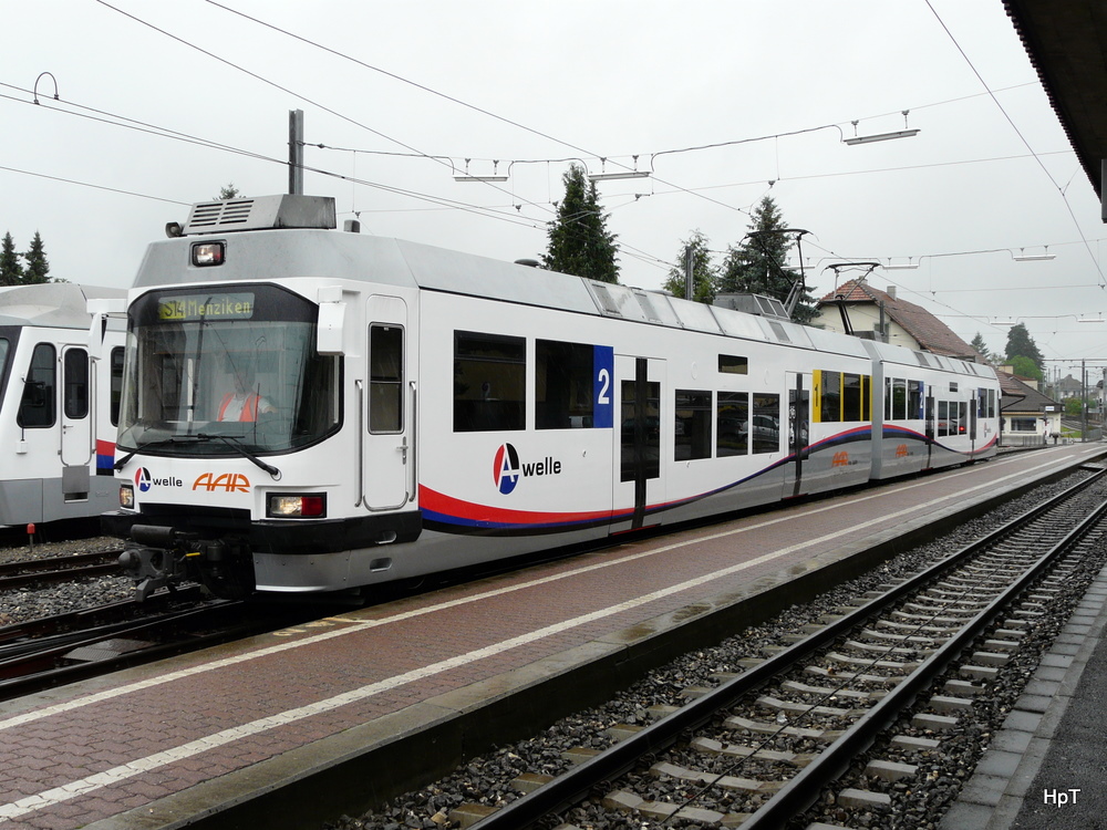 AAR - Triebwagen ABe 4/8 29 im Bahnhof Schftland am 23.07.2010