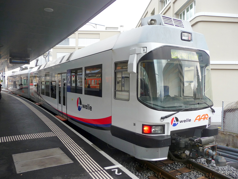 AAR - Triebwagen Be 4/8  38 im Bahnhof Aarau am 02.02.2013