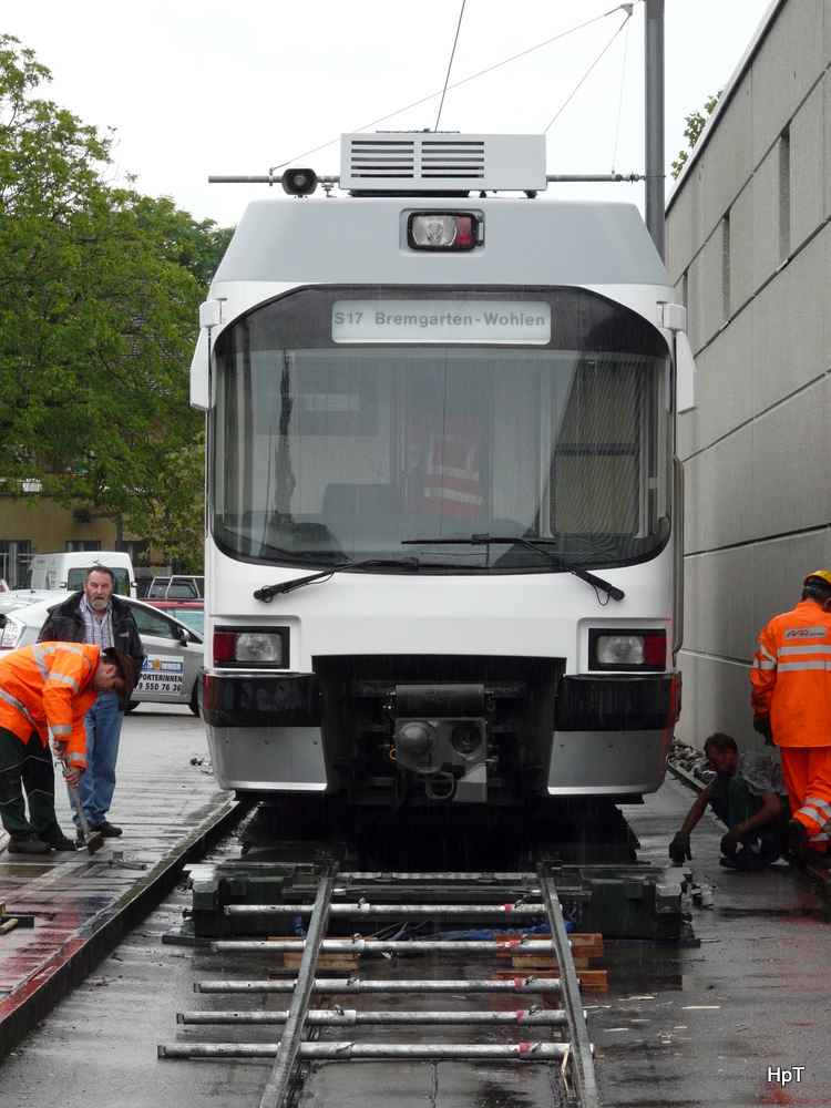 AAR - Vorbereitungsarebeiten zum Ablad vom 1/2 Teil des Triebwagen ex BD Be 4/8 22 in Schftland am 23.07.2010