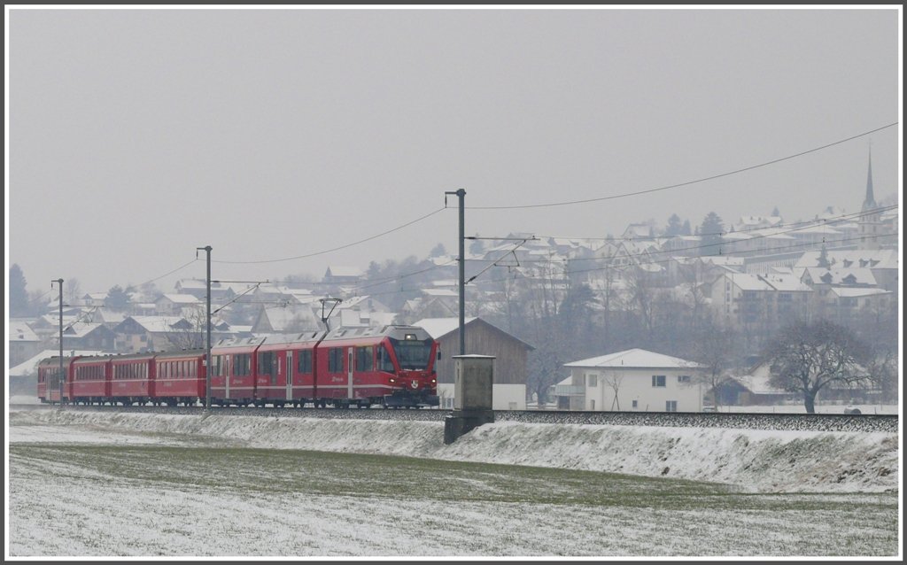 ABe 8/12 3502 mit RE1029 bei Malans auf dem Weg nach Davos Platz. (11.03.2010)
