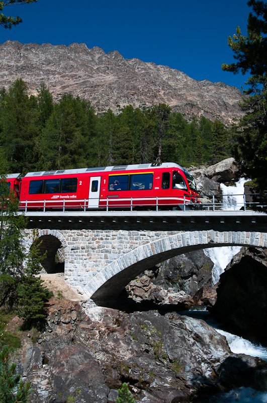 ABe 8/12 3506	 Anna von Planta  am 10. August 2011 mit dem R 1656 (Tirano - St. Moritz) bei Morteratsch.