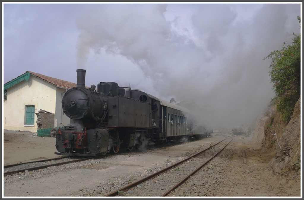 Abfahrt des GmP mit 442.59 in Arbaroba. (02.02.2012)
