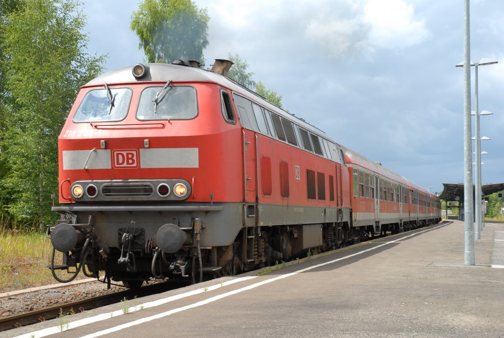 Abfahrt lok 218 206-1 mit RE12 nach Trier am junkerath 07 07 2009