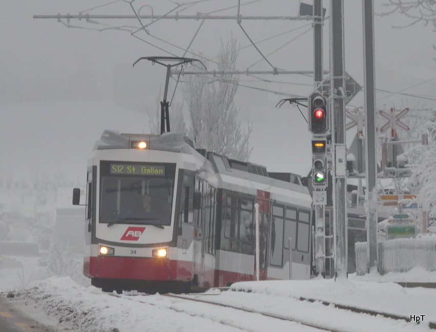 AB/TB - Triebwagen Be 4/8 34 Kurz vor der Haltestelle Bendlehn am 10.01.2010