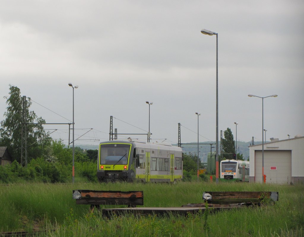 agilis 650.715 (95 80 0650 715-5 D-AGIL) am 22.05.2013 vor dem Bw der Erfurter Bahn in Erfurt Ost.