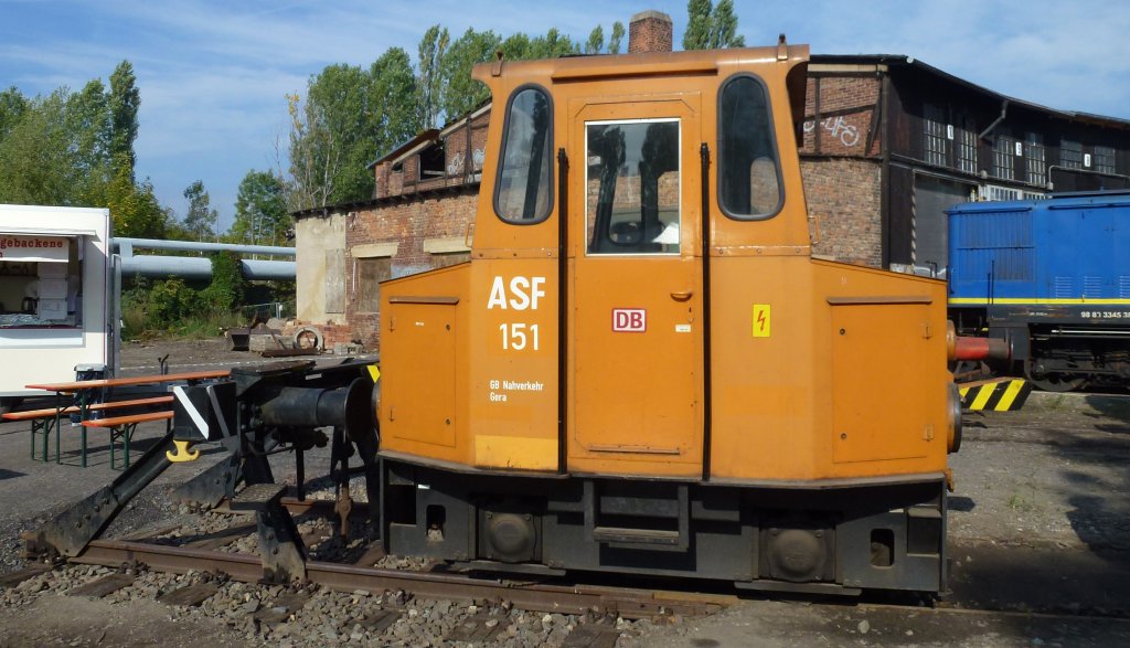 Akkuschleppfahrzeug ASF 151 in Gera. Foto 29.09.2012