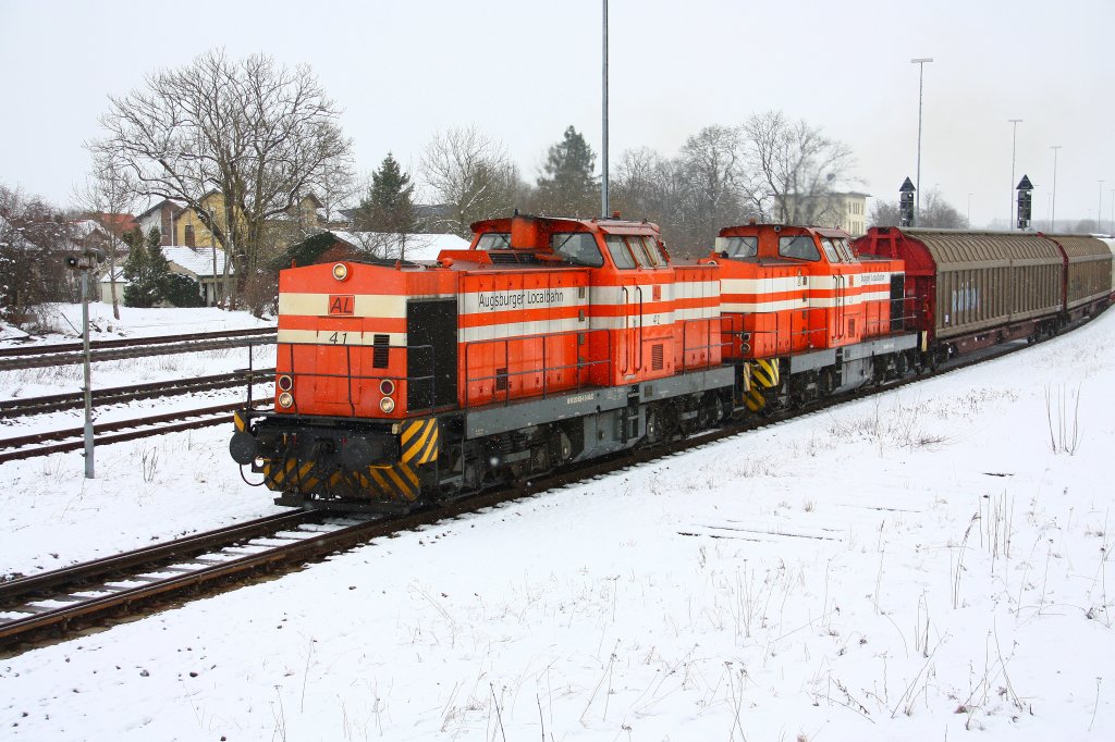 AL41&43 fahren aus Kaufering Richtung Augsburg aus - 06/02/2013
