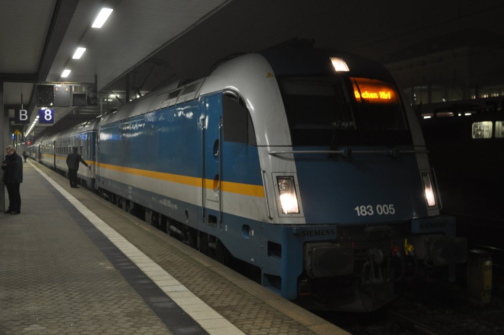 Alex 183 005 in Regensburg Hbf (29.11.2011)