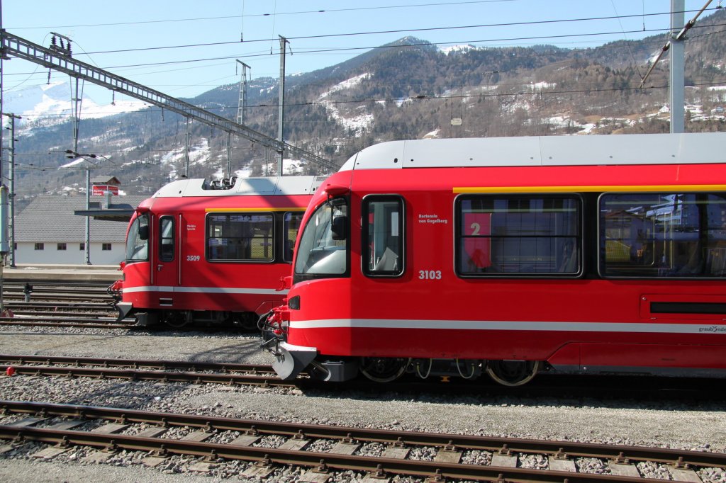 Allegra Triebzge,hinten ABe 8/12 3509  Placidus Spescha  vorne ABe 4/16 3103  Hortensia von Gugelberg  am 03.03.12 in Landquart.