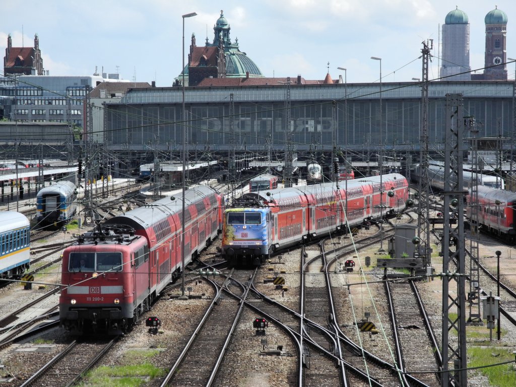 Aller Guten Dinge sind drei: 111 066 am 13.05.12 mit der RB nach N�rnberg (Baubedingt nur bis Solnhofen) in M�nchen Hbf