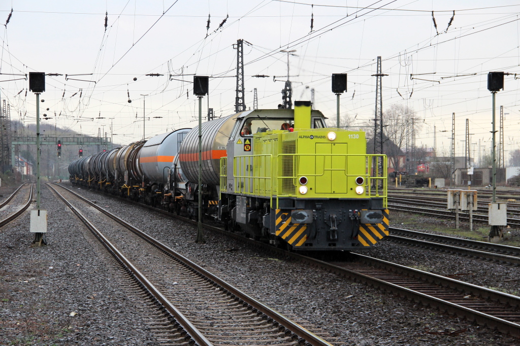 Alpha Tranins 1130 mit einem Kesselzug. Oberhausen Osterfeld-Sd. 15.04.2013.