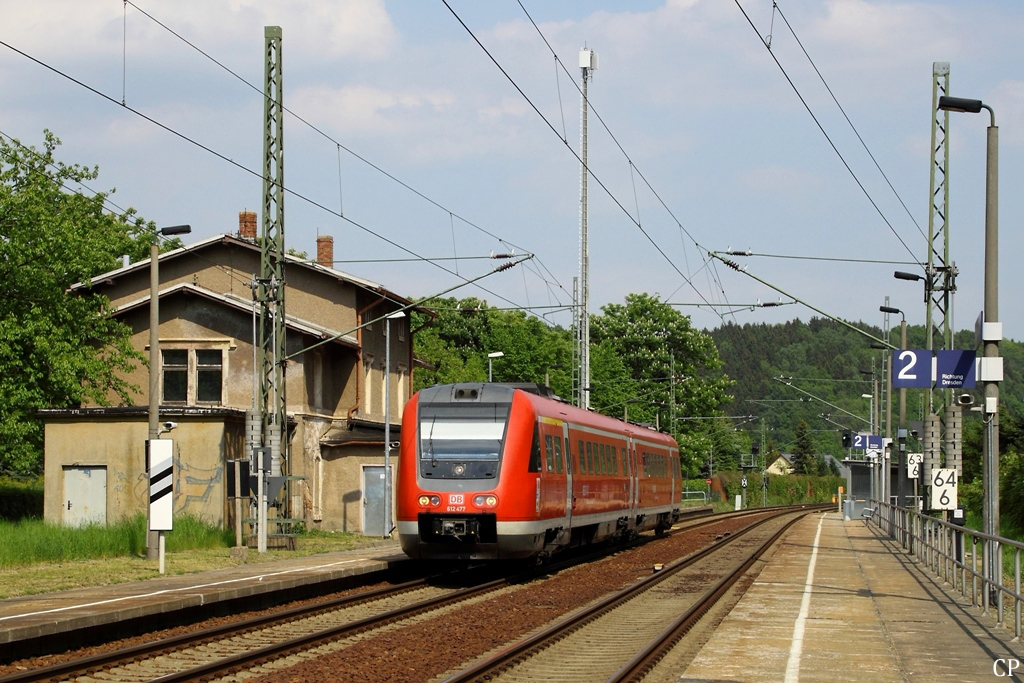 Als IRE 3092 nach Nrnberg ist 612 477 am 14.5.2011 im Einsatz. Hier durchfhrt der Zug grade den Haltepunkt Falkenau Sd.
