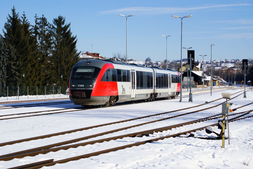 Am 01.02.2010 verl�sst 5022 055 als R2775 nach Oberwart den Bahnhof Friedberg.