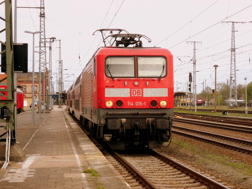 Am 01.05.2013 wurde die 114 015 mit der RB 29 von Stendal nach Salzwedel und zurck auf Gleis 7 verband.Die Bauarbeiten sollen vom 29.04.2013 bis 19.11.2013 gehen.Grund ist die Tunnelverlngerung bis zur gegenberliegenden Strasse. 