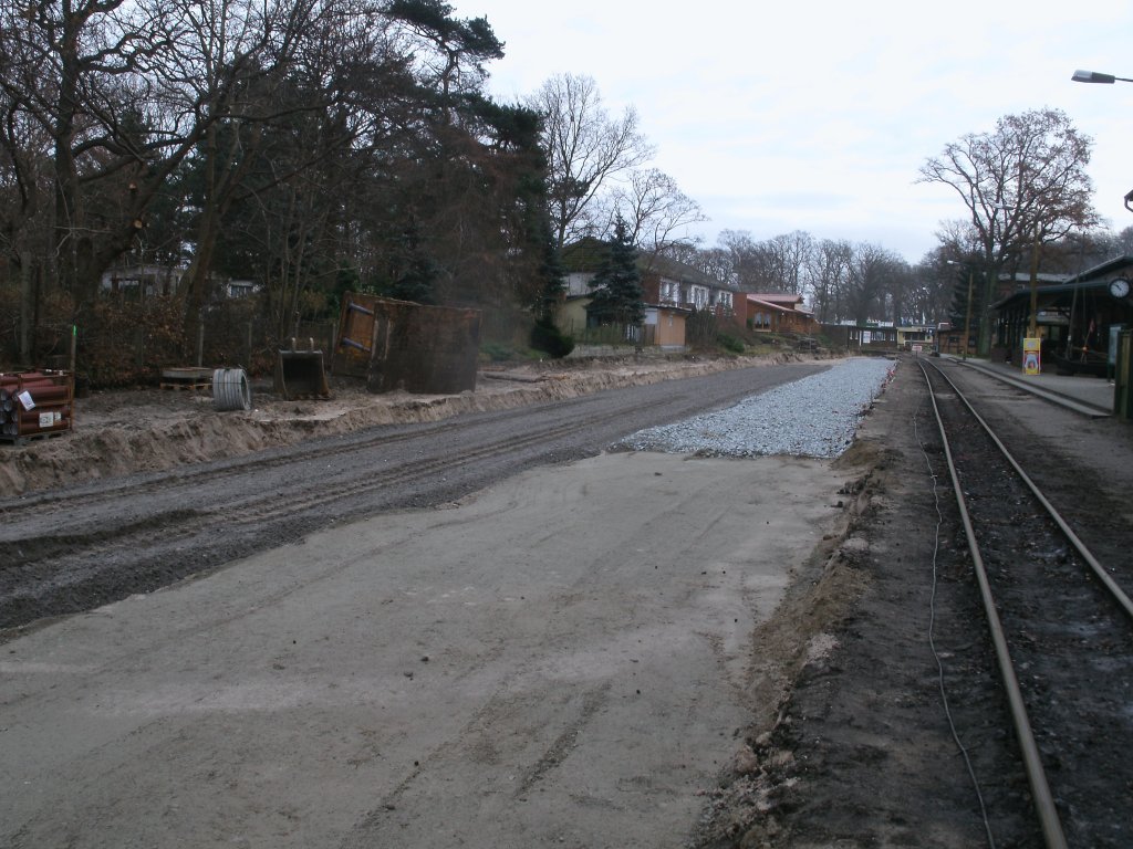 Am 03.Dezember 2011 konnte man den aktuellen Stand der Umbauarbeiten in Ghren in Richtung Streckenende sehen.