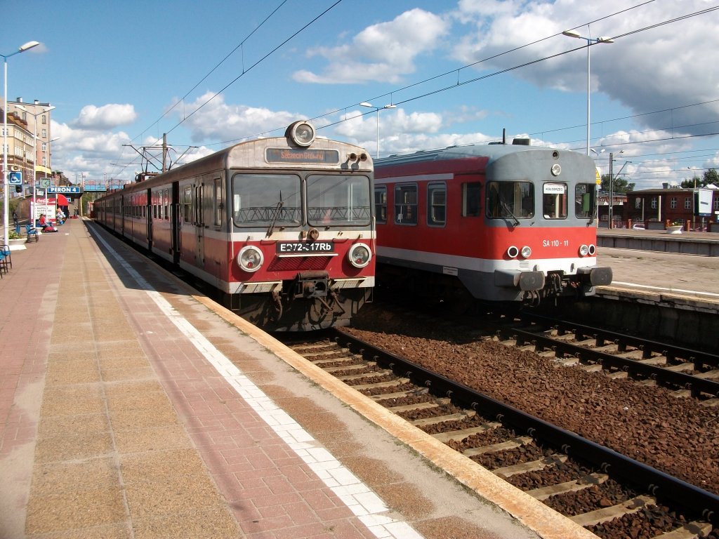 Am 04.September 2010 war,in Szczecin Glowny,noch mglich das Treffen von ED72-317 und dem SA110-11 zufotografieren,was mittlerweile schon Geschichte ist.