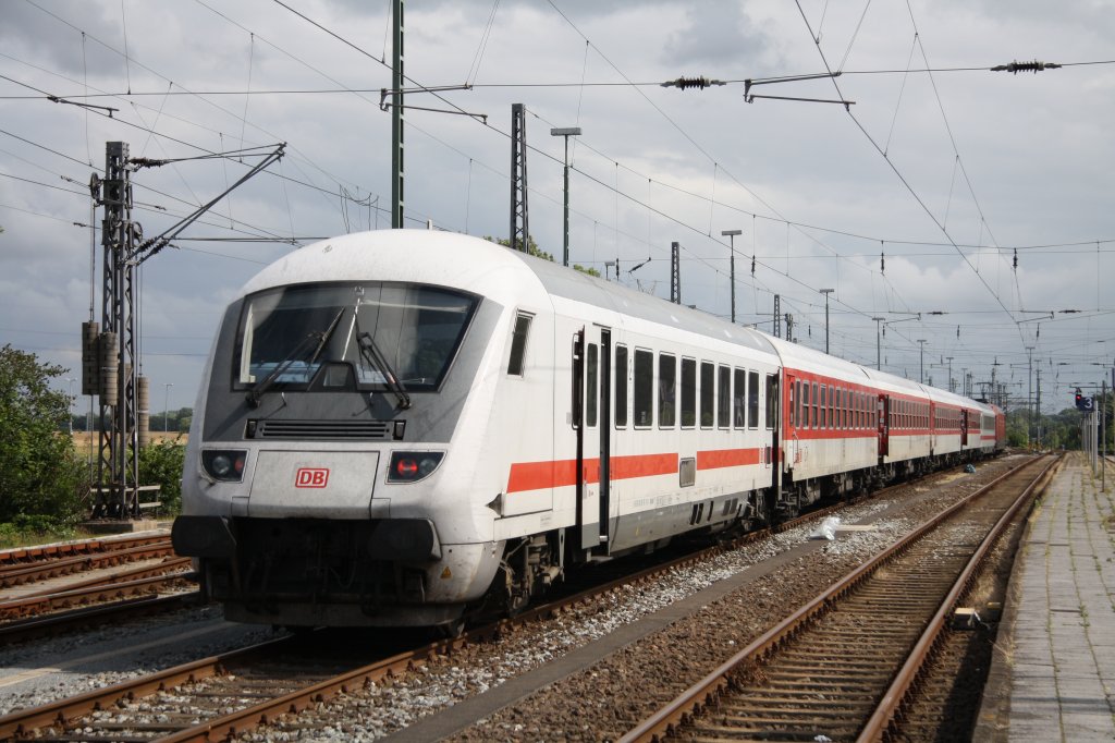 Am 05.08.10 wartet diese IC-Garnitur in Norddeich auf ihren n�chsten Einsatz.