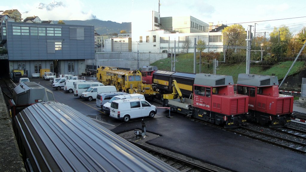 Am 05.11.12 bildeten die gut sichtbaren Tm 234 146-9 und 149-3 sowie die eher versteckten 115-4 und 145-1 in Luzern vor dem alten Brnig-Depot einen wahren Ameisenhaufen.