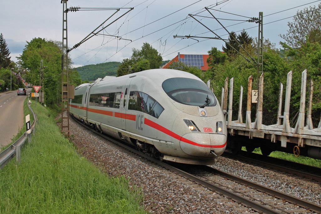 Am 09.05.2013 legt sich 403 518-4  Mnster (Westf.)  in die Kurve bei Schallstadt gen Basel Bad Bf.