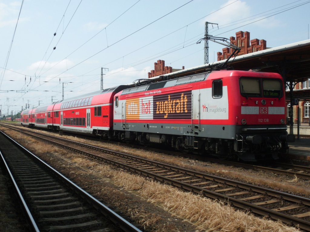 Am 09.06.2013 kam der letzte RE20 mit 112 138 aus Magdeburg nach Stendal und dann weiter nach Uelzen.Die Strecke Stendal nach Magdeburg wurde wegen des Hochwasser gesperrt.