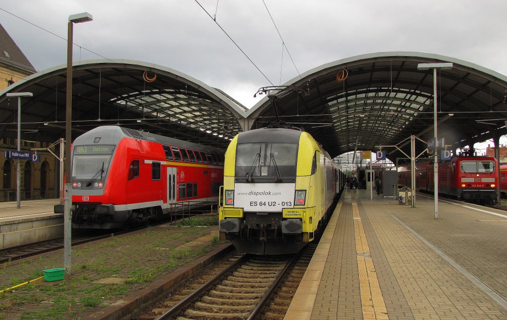Am 09.08.2011 stand die ES 64 U2-013 (91 80 6182 513-2 D-DISPO) im Einsatz fr DB Regio mit der RB 16311 aus Eisenach in Halle (S) Hbf.